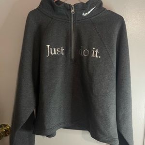 Nike quarter zip sweatshirt